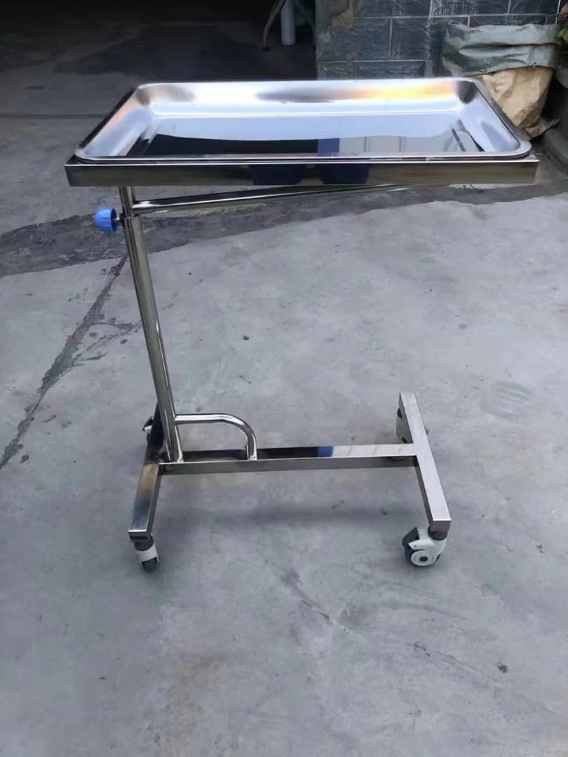 ASSISTANT MUET CHIRURGICAL